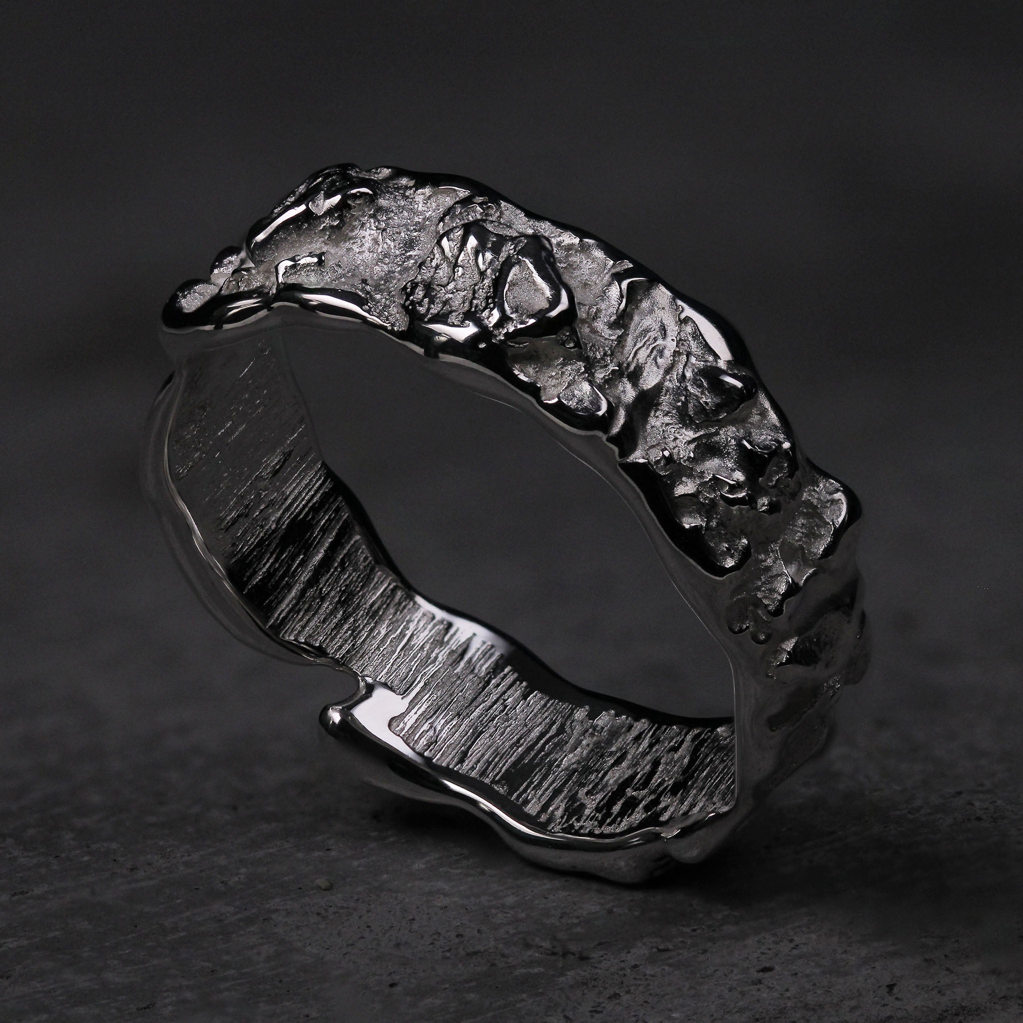 ANELLO FASCIA SOTTILE MINERALIA ROUGH